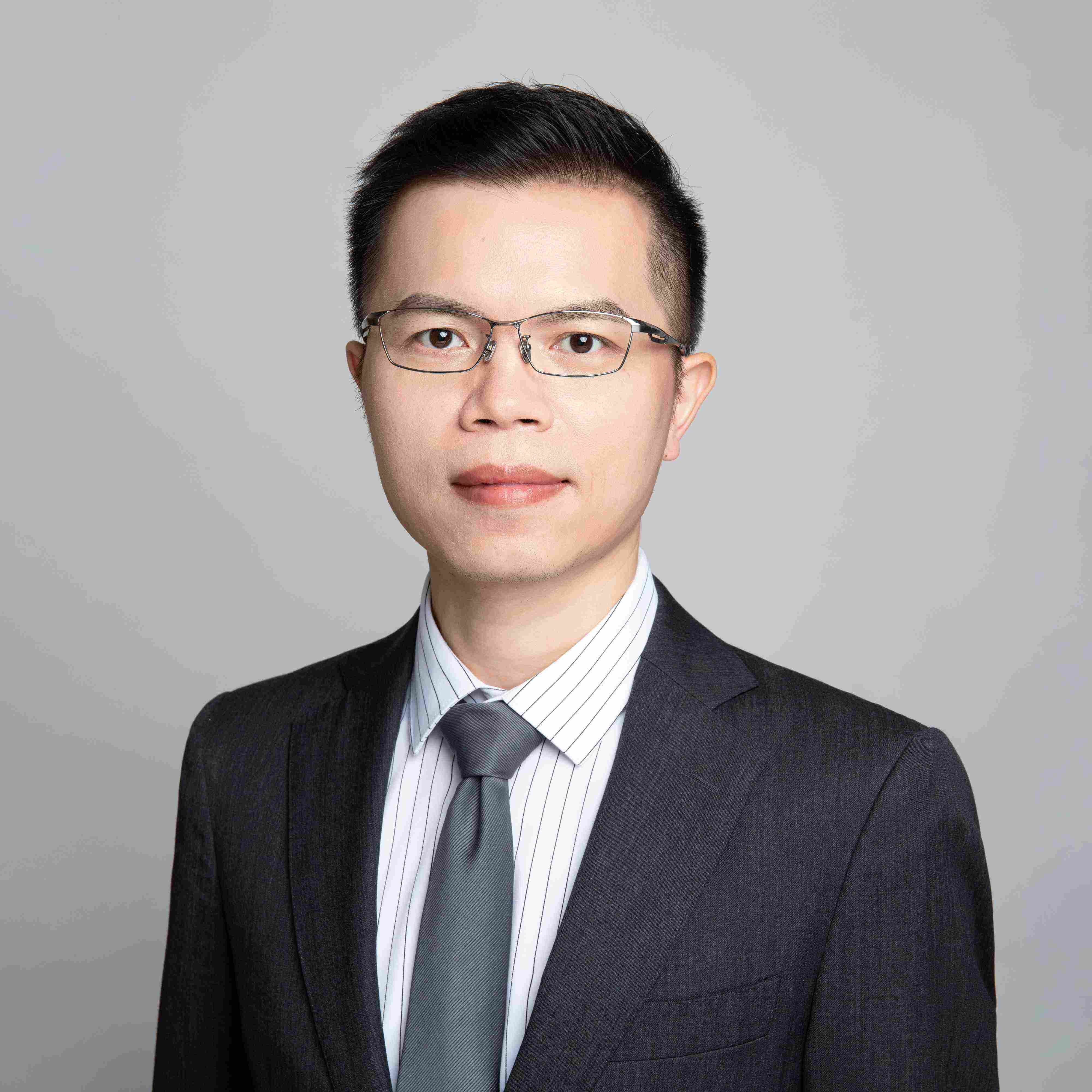 曹广华博士